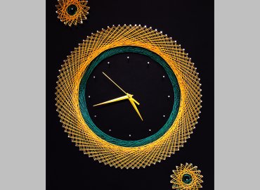 String Art Wall Clock With Black Leather Background, Silent Clock, Yellow and Green Strings