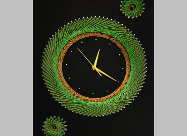String Art Wall Clock With Black Leather Background, Silent Clock, Yellow and Green Strings